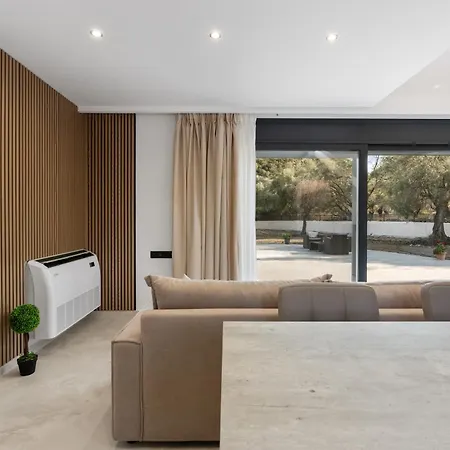 Flora Holiday home *